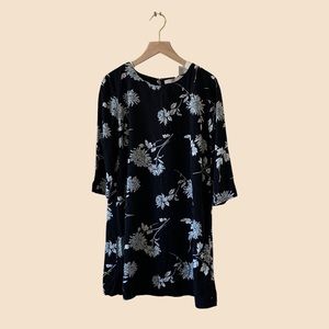 Forever 21 Black Floral Mini Dress